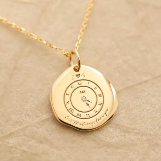 18K Solid Gold Mum Personalised Pendant