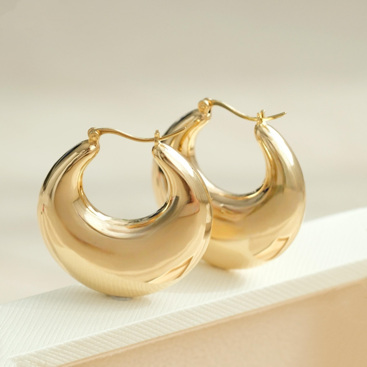 Chunky Tapered Hoops