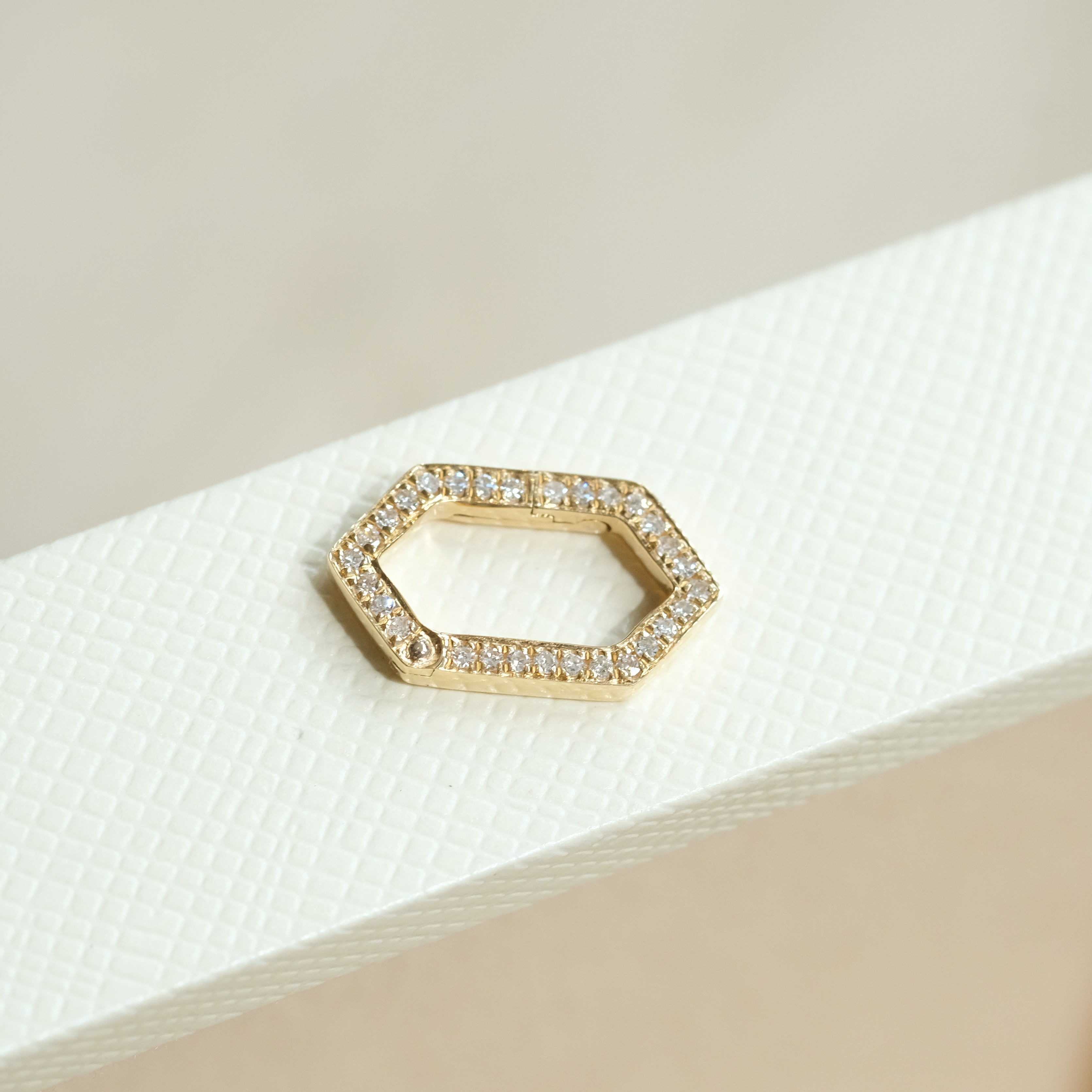 Diamond Hexagon Connector