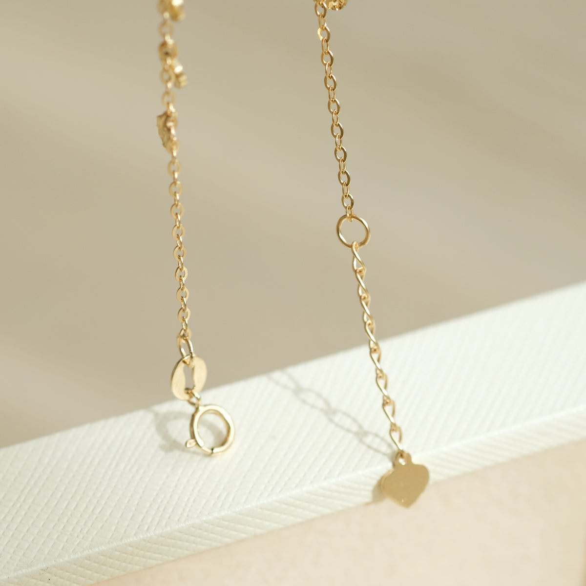 Round disc bracelet