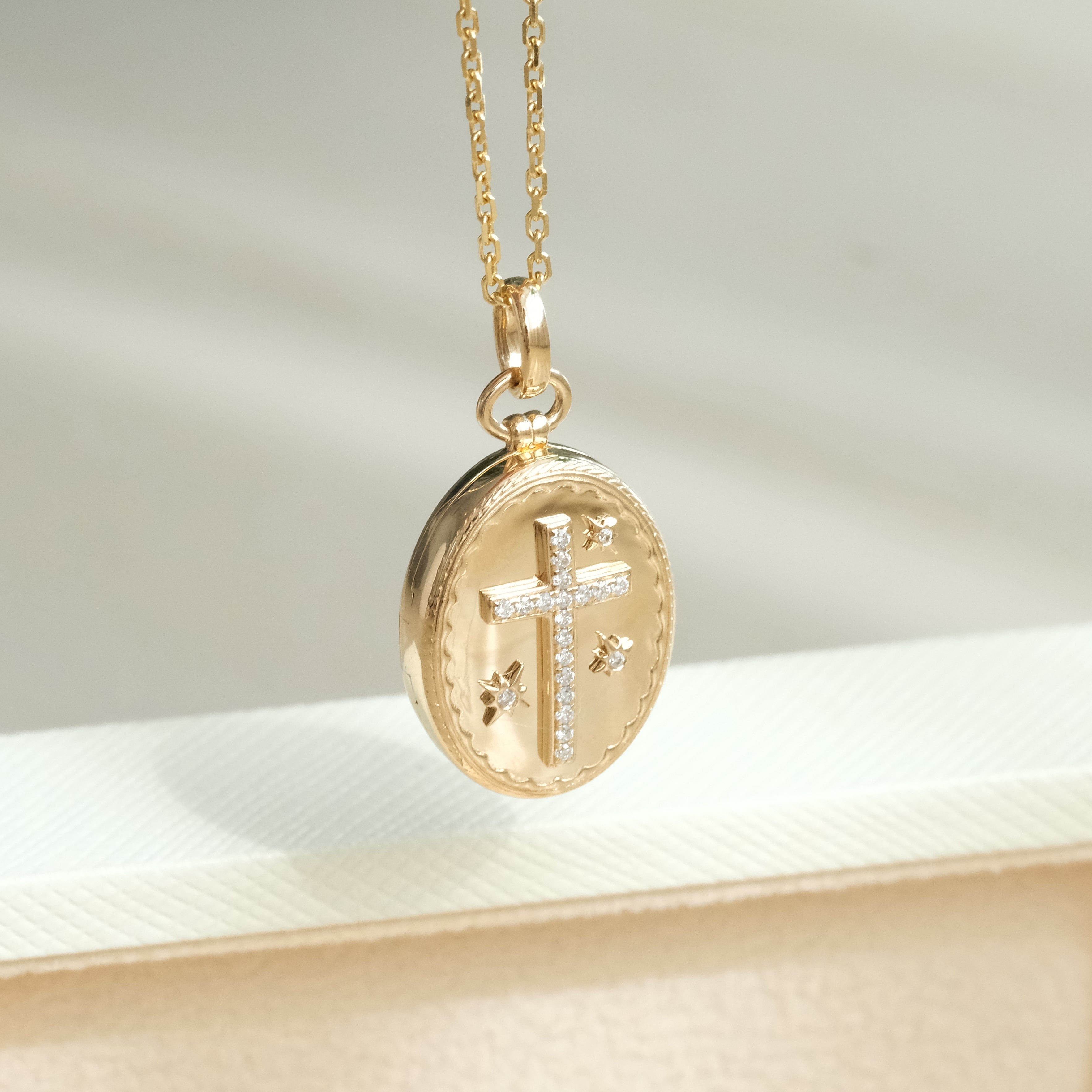 Cross Photo Locket