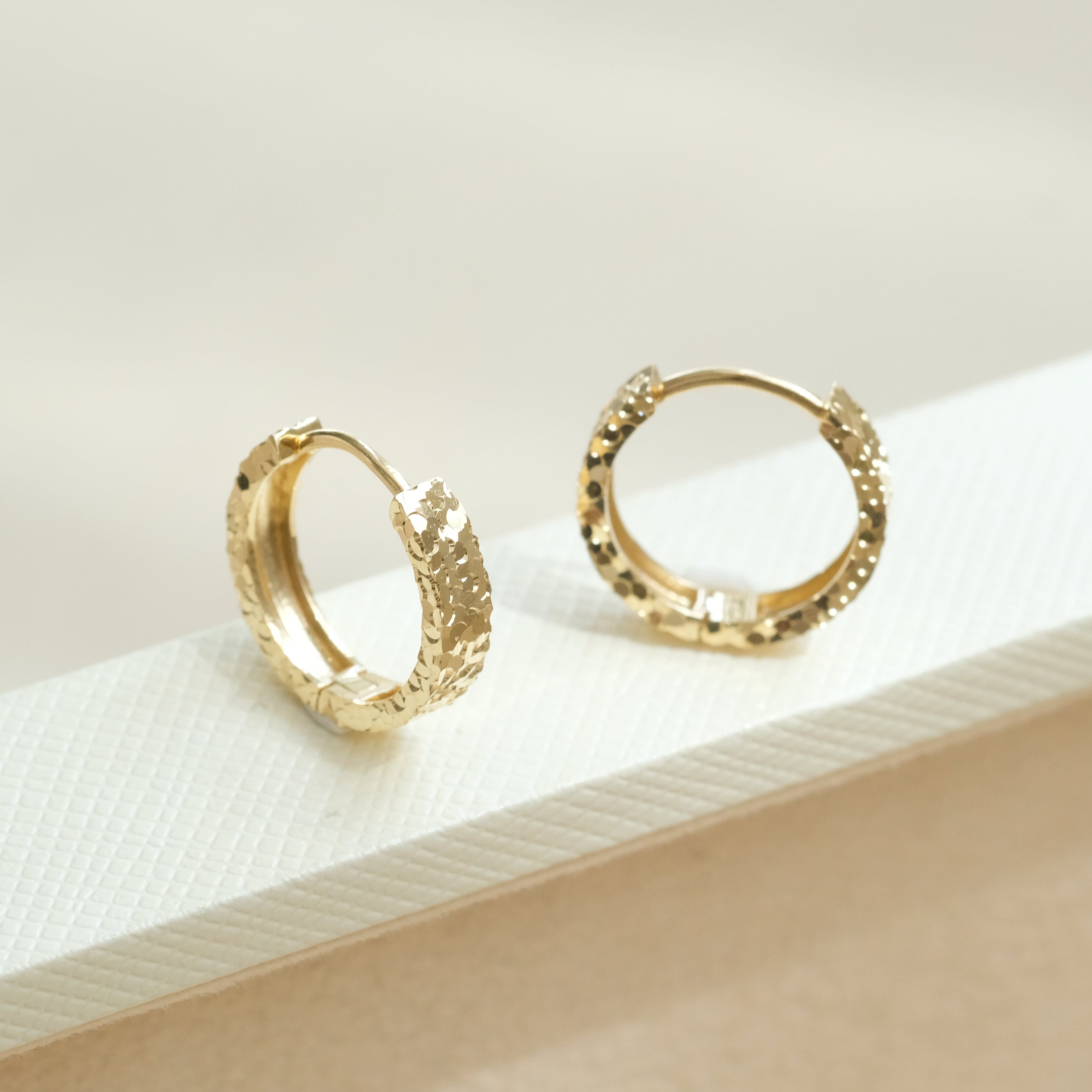 Everyday Round Hoops