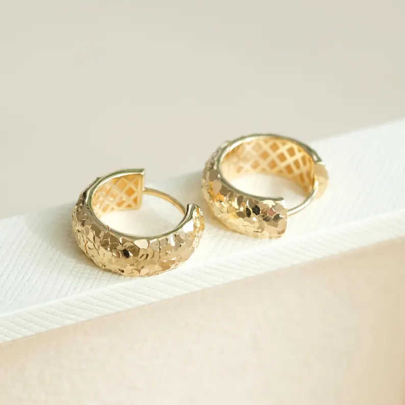 Chubby Faceted Hoops