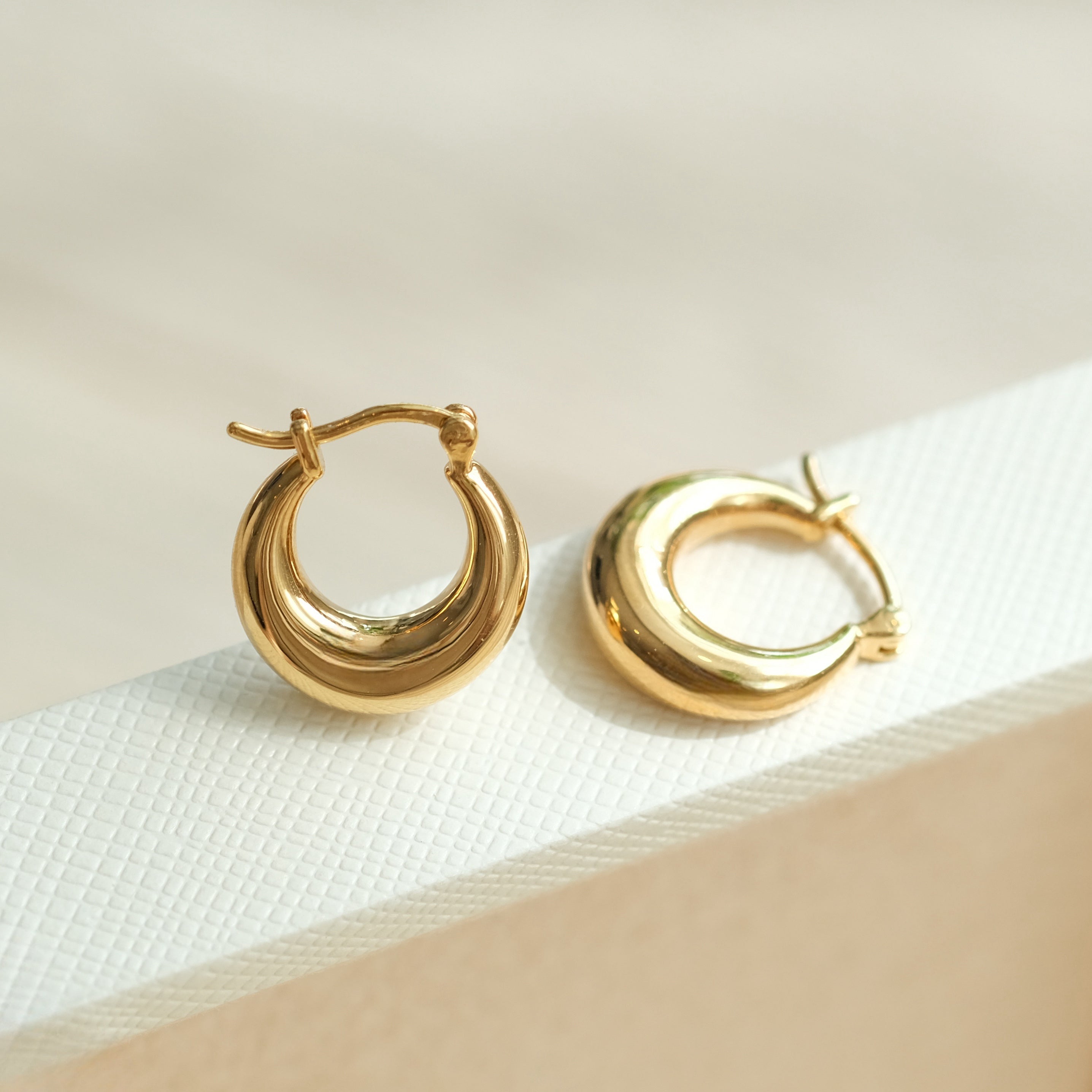 Small Tapered Hoop