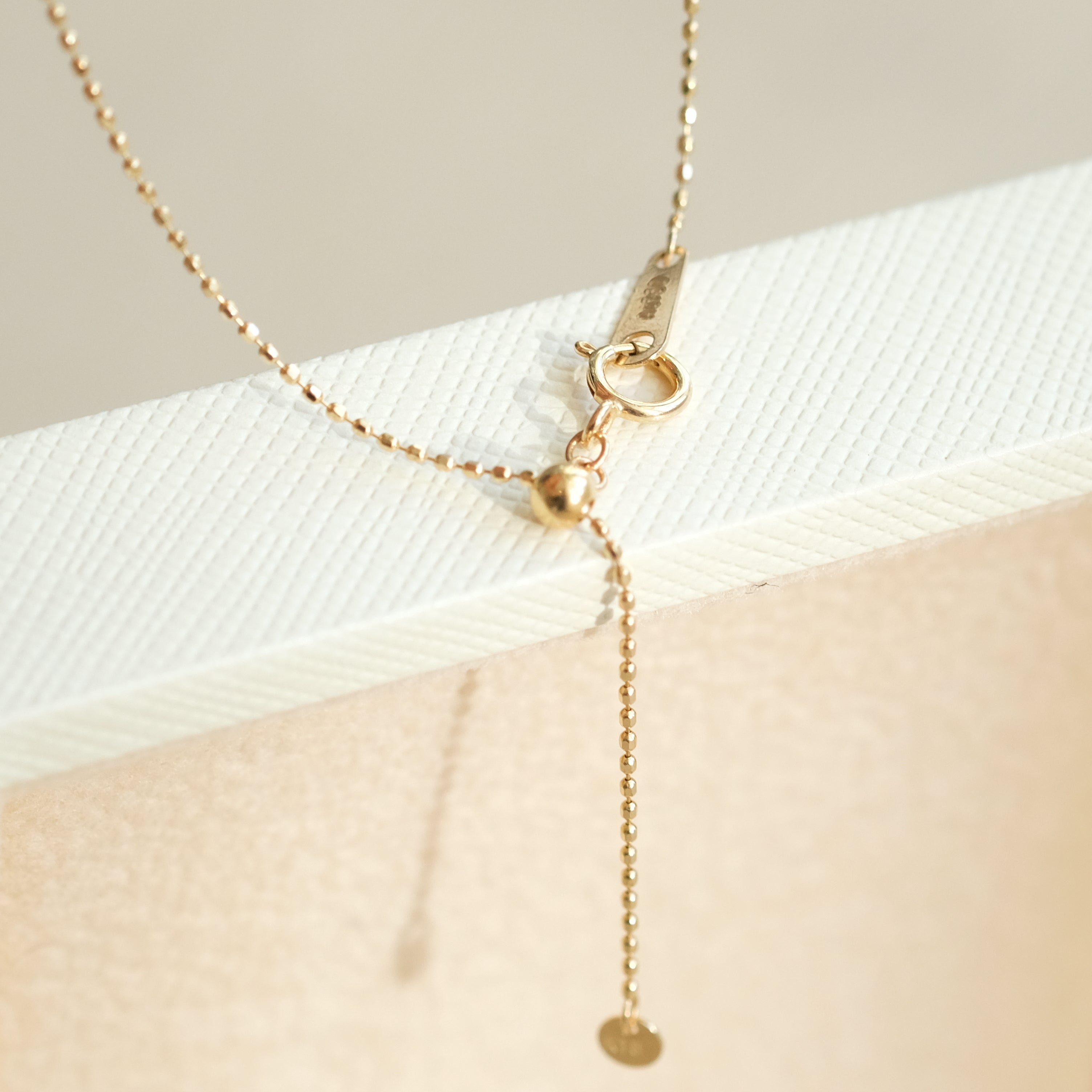 Dangle Diamond Necklace