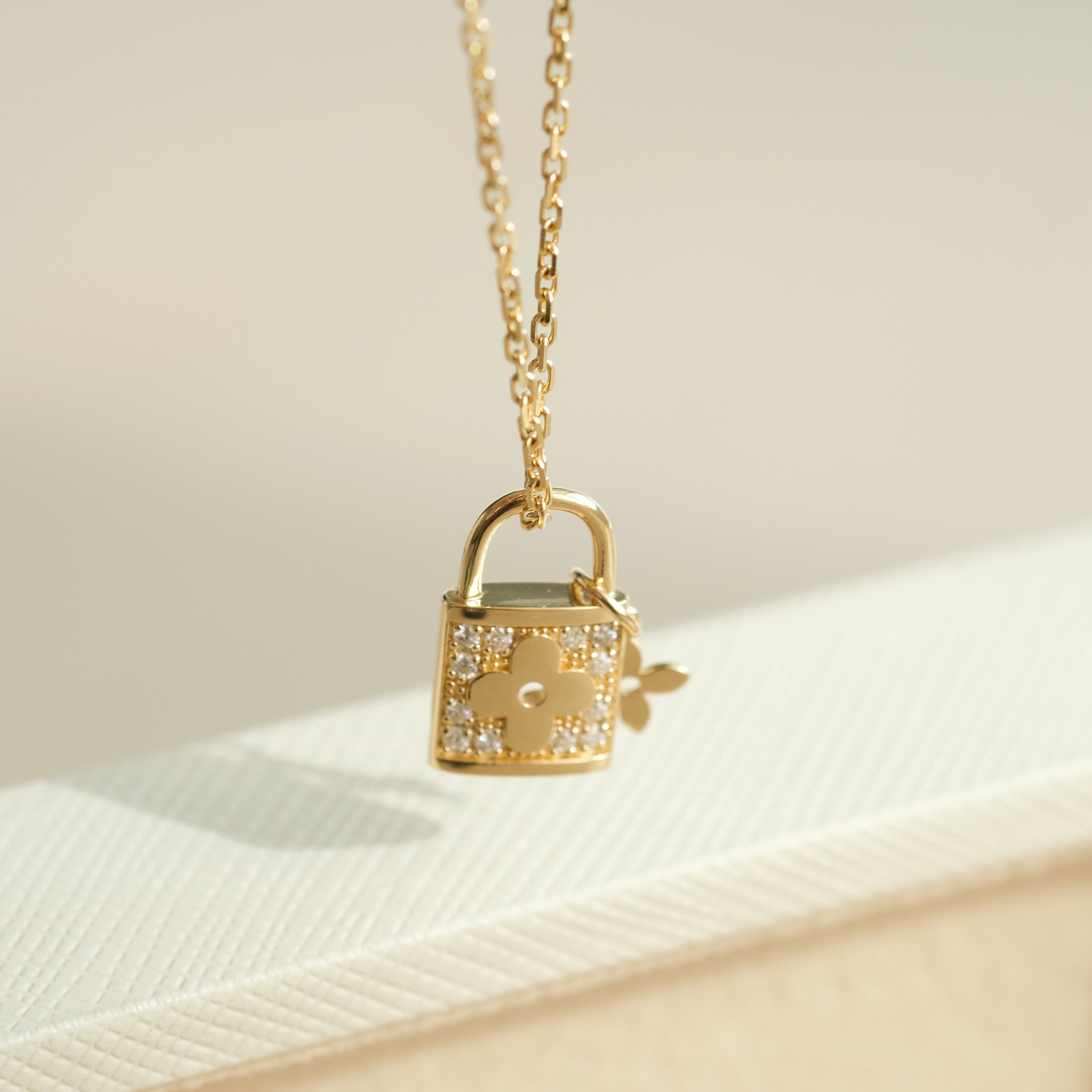 Clover Padlock Pendant