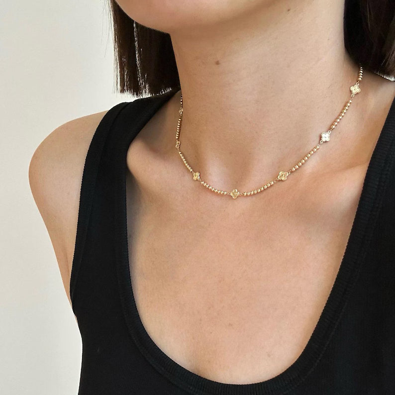 Beads Necklace With Clover