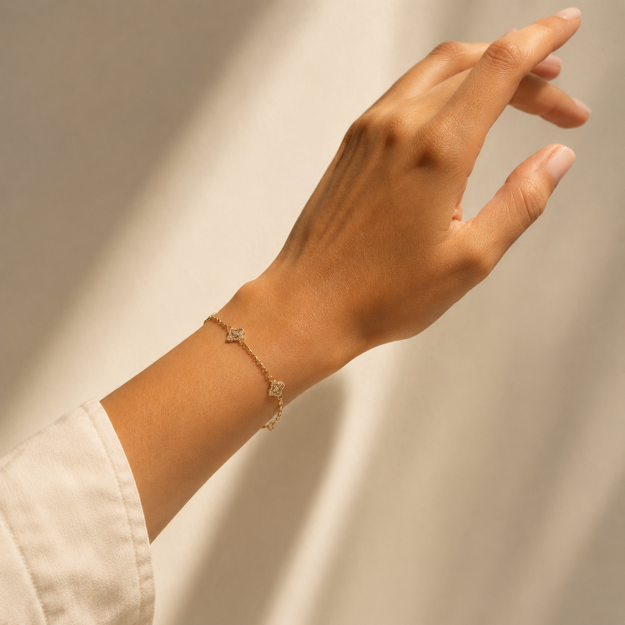 Small Clover Bracelet