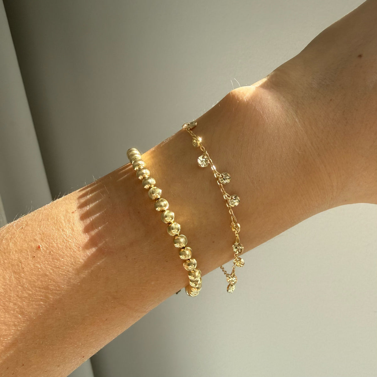 Round disc bracelet