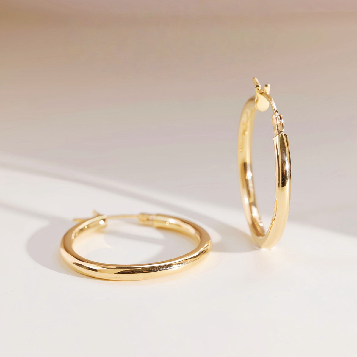 Everyday Thin Plain Hoop