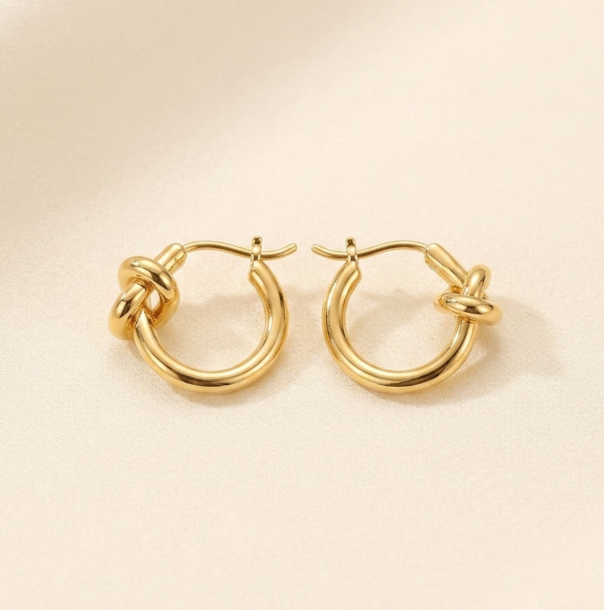 Small Knot Hoops