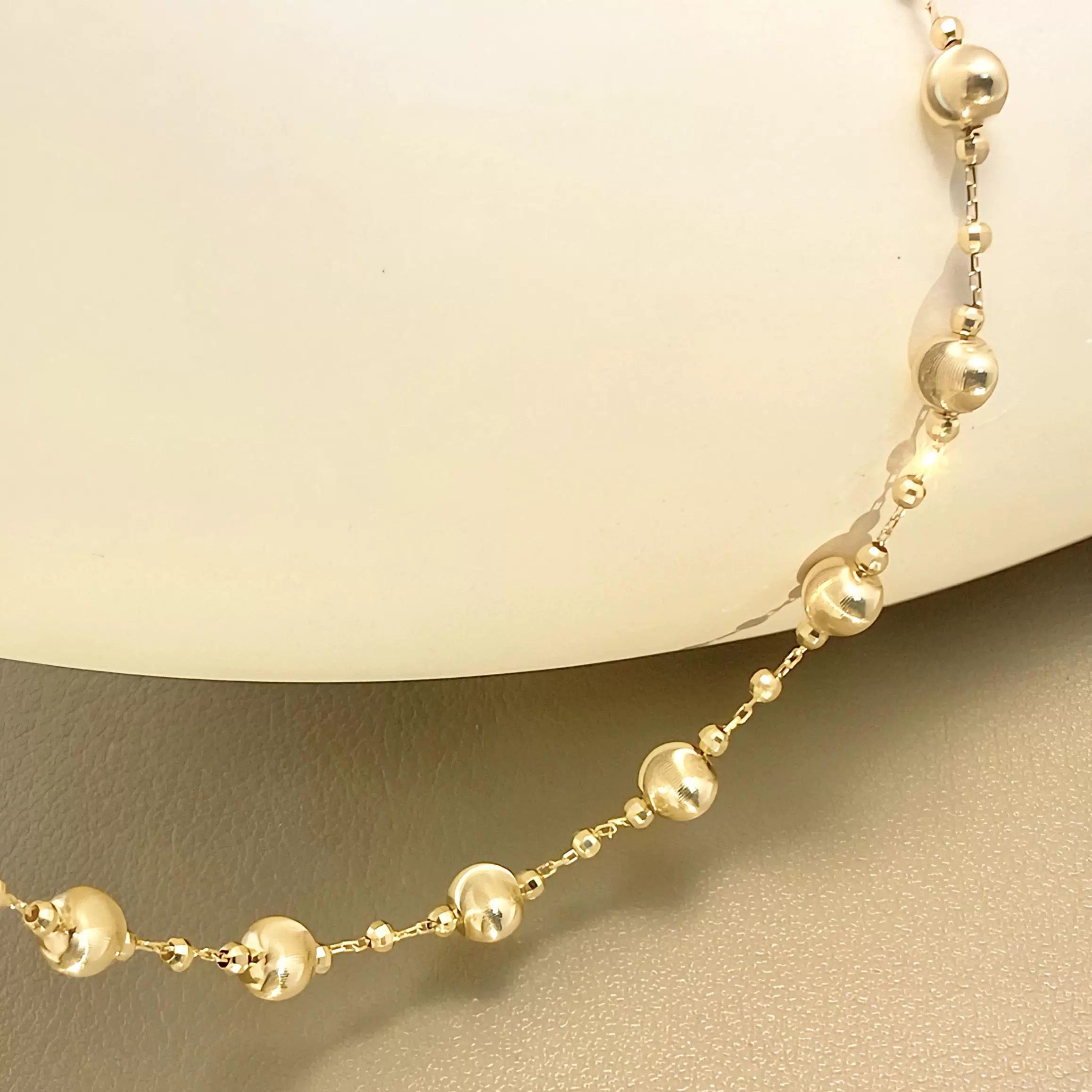 Cat Eye Beads Necklace
