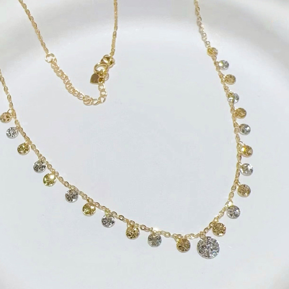 Two tone disc necklace