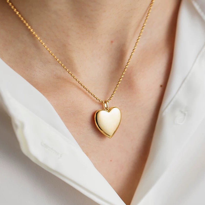 18K Solid Gold Heart Photo Locket