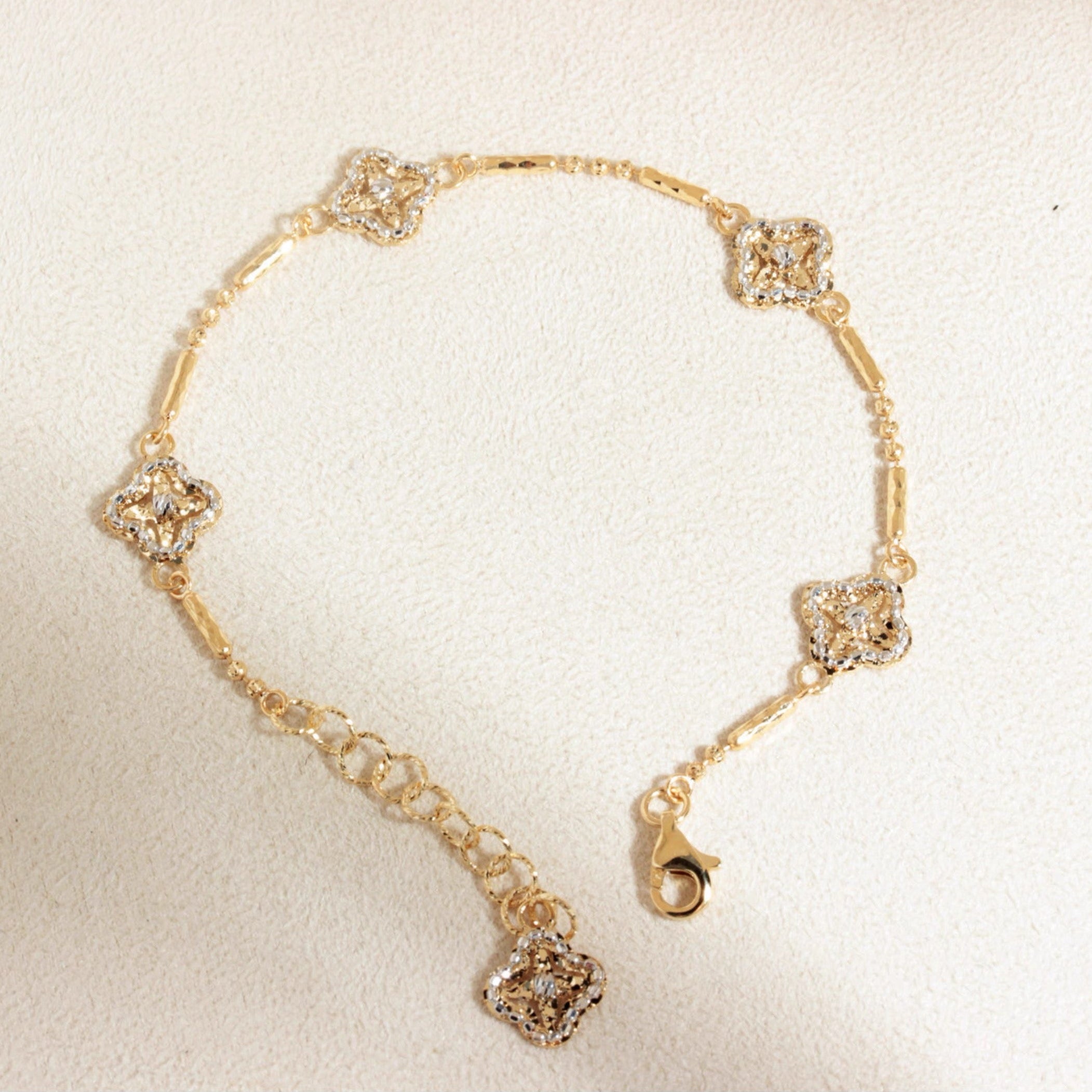 Small Clover Bracelet