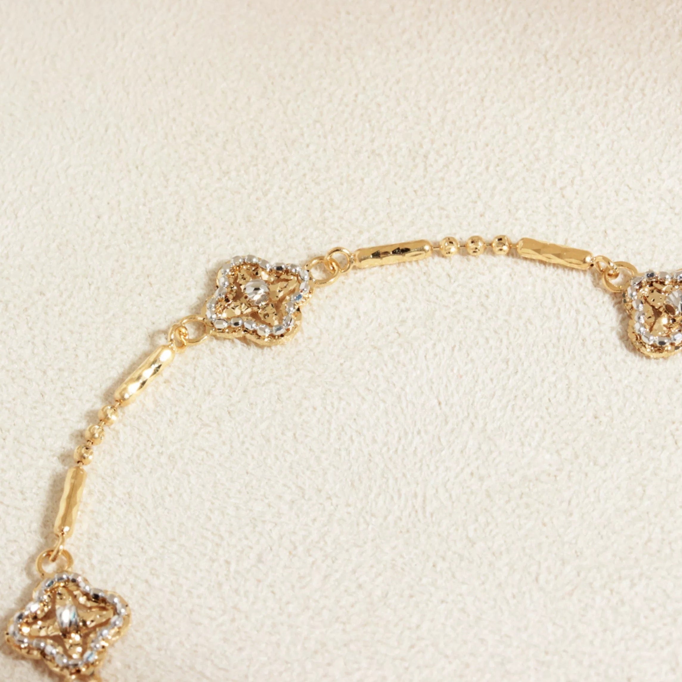 Small Clover Bracelet