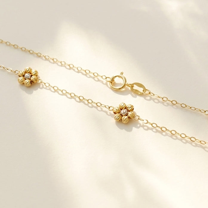 Mini Flower Necklace