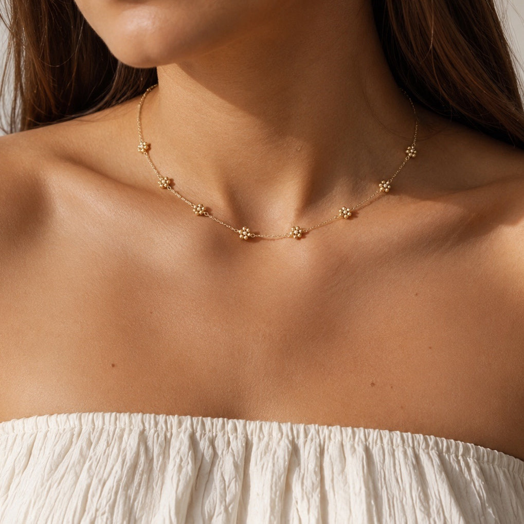 Mini Flower Necklace