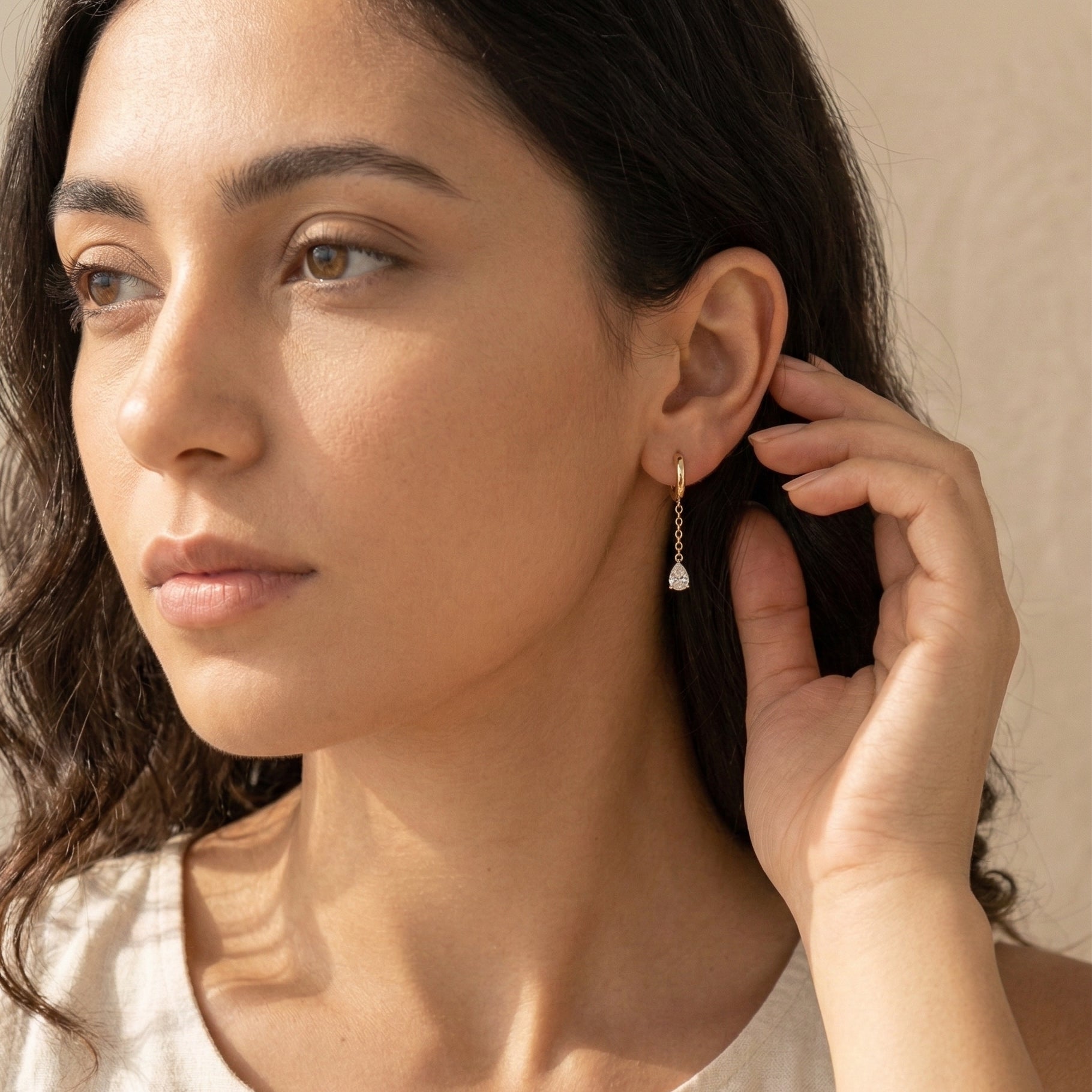 Dangling Teardrop Earrings