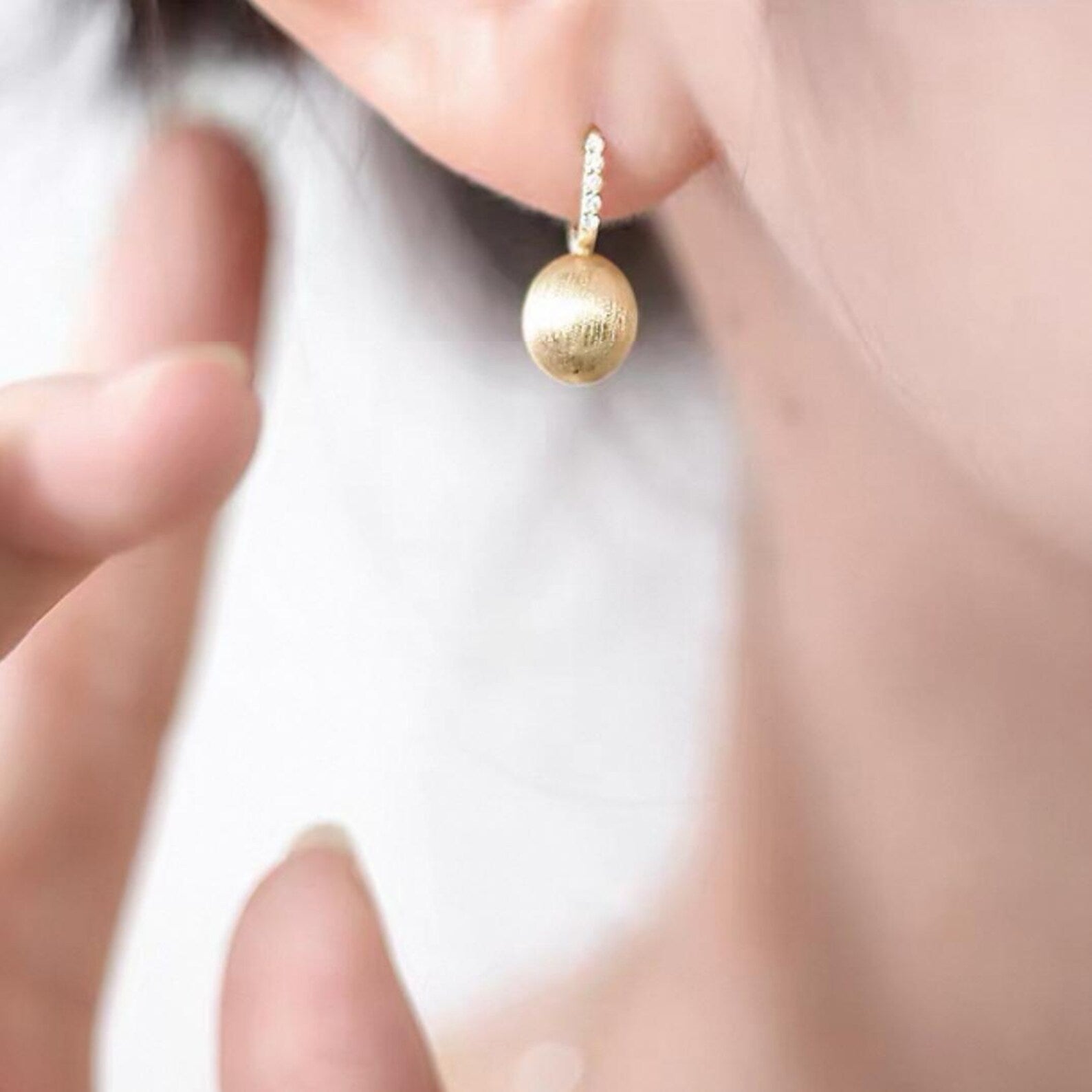 Brush Ball Earrings With Diamonds