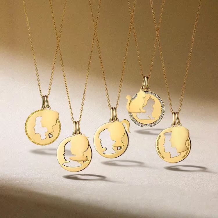 18K Solid Gold Silhouette Pendant