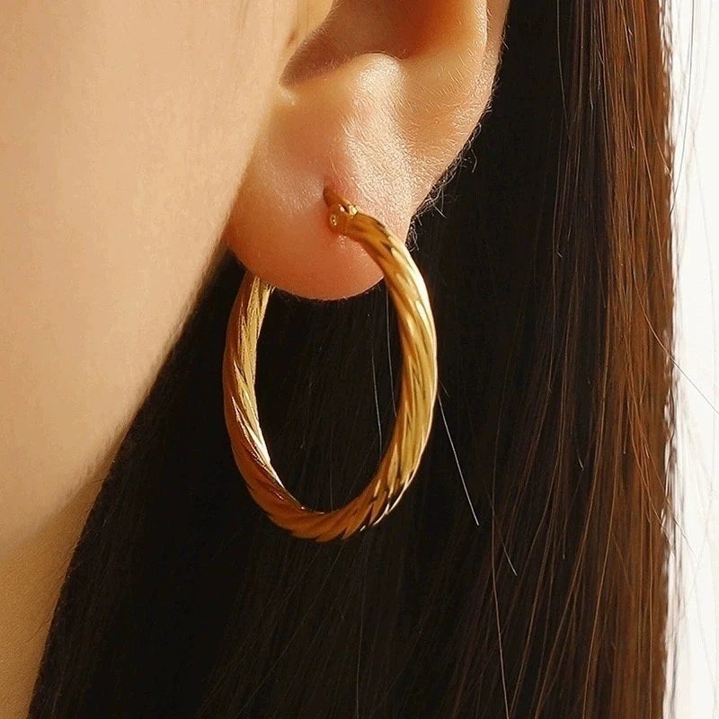 Twist Tube Hoops