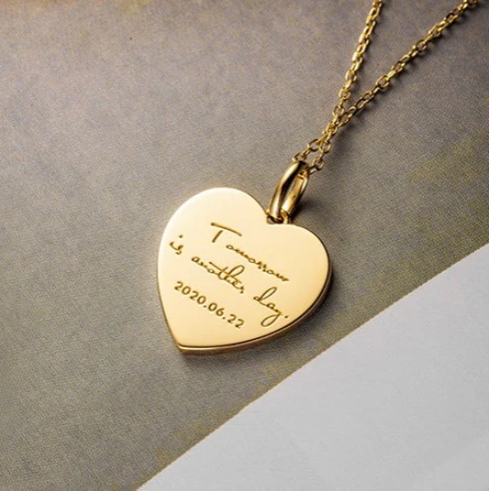 18K Solid Gold Mum Personalised Pendant Heart