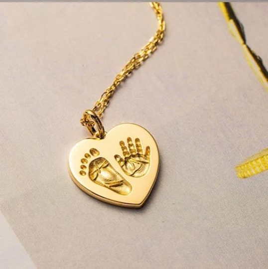 18K Solid Gold Mum Personalised Pendant Heart